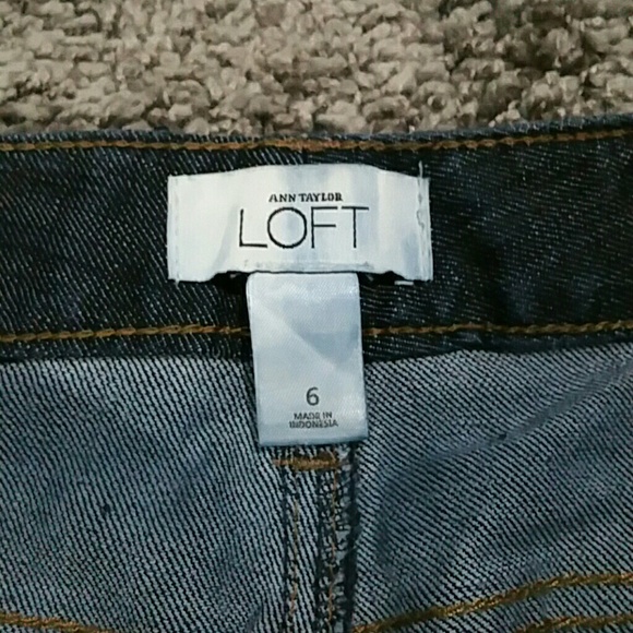 CLEARANCE /Make an offer! Ann Taylor Loft Cropped Jeans sz 6 - Picture 2 of 5